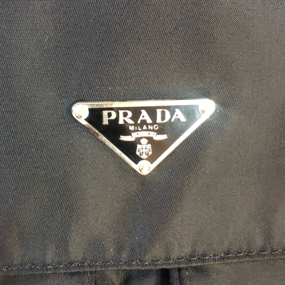 SOLD ✅Authentic PRADA Nylon Vela Messenger Bag - Picture 11 of 12